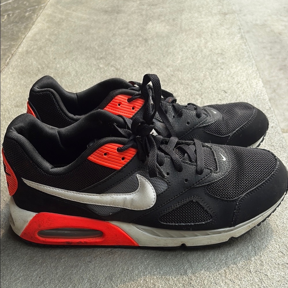 Nike Air Max Size 11
